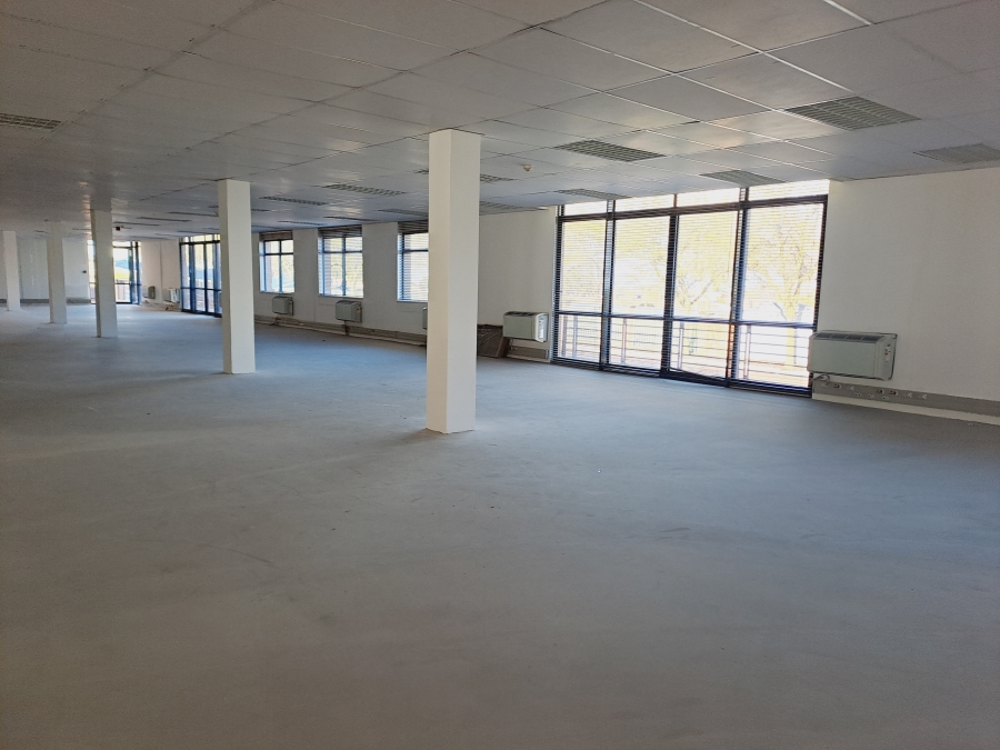To Let commercial Property for Rent in Plattekloof Western Cape